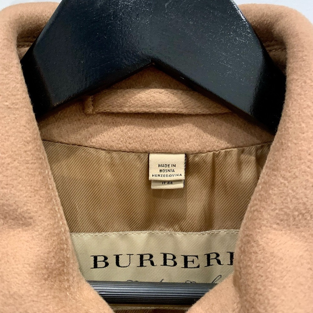 Cashmere Kensington trench. Pristine condition. Smoke and pet-free home. - Picture 5 of 6
